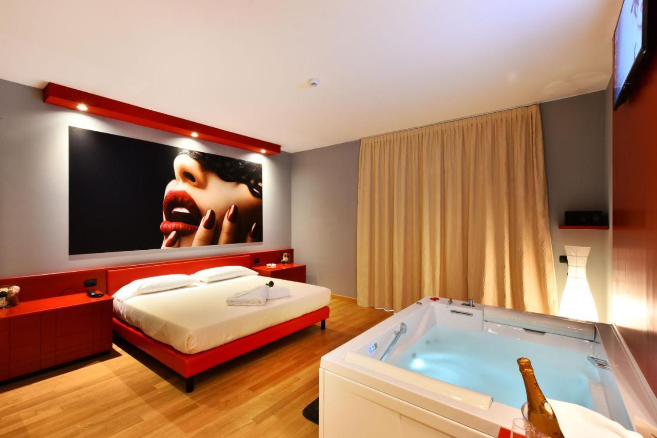 Sweet Motel Verdello Esterno foto